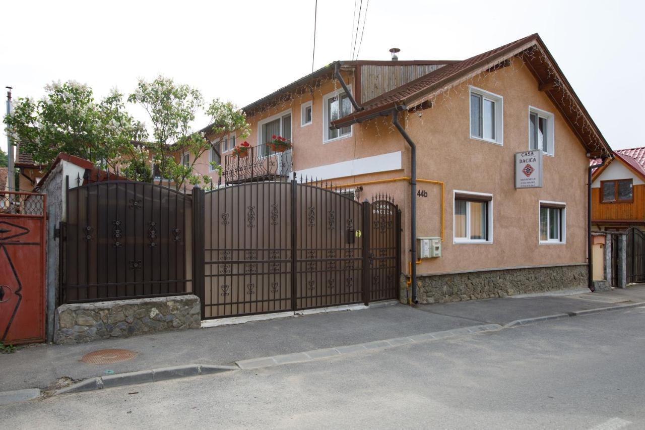 Casa Dacica Ξενοδοχείο Rîşnov Εξωτερικό φωτογραφία